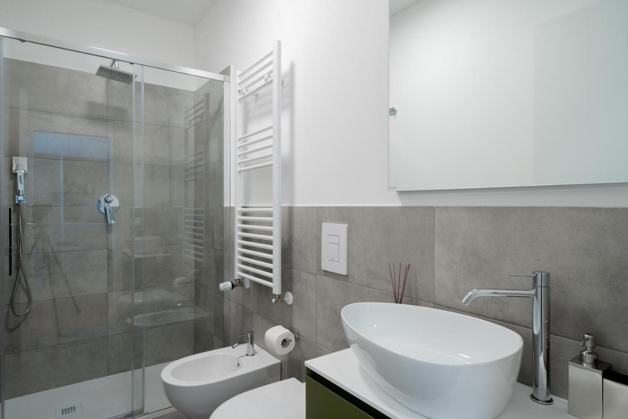 Milano Apartments S Agostino - Porta Genova Exterior photo
